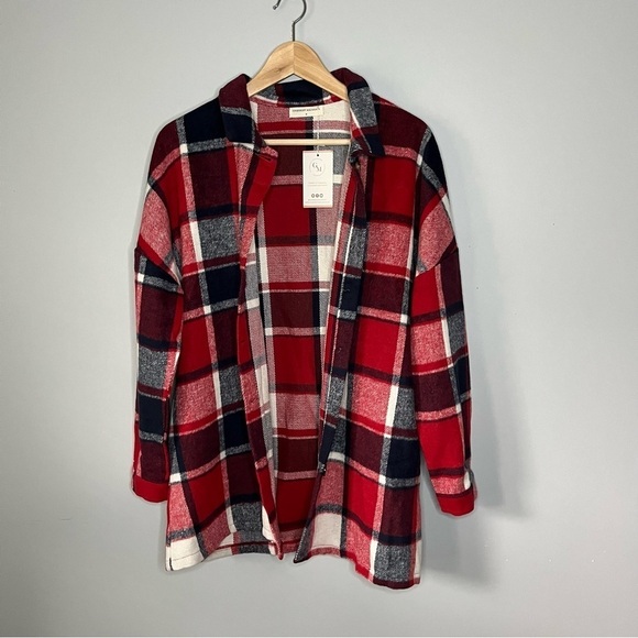 Goodnight Macaroon Winnie Red Plaid Flannel Button Up Shacket Size Medium NWT - Picture 3 of 16